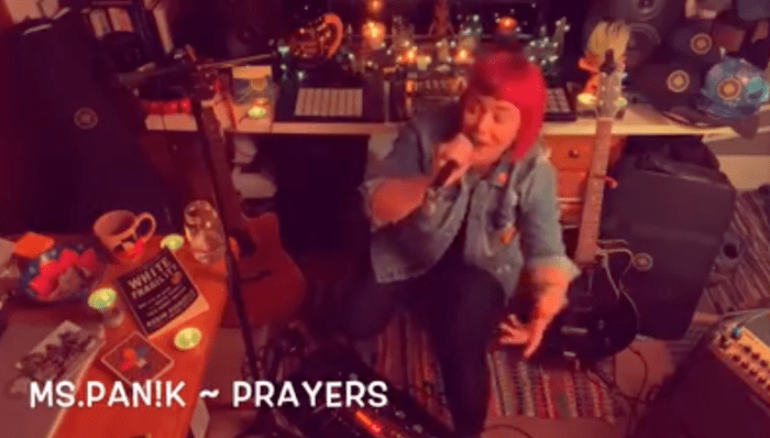 MSPanikatWatchpsarty